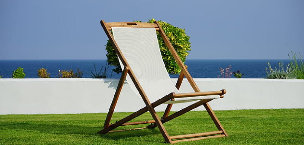 How to Clean Fabric Folding Chairs