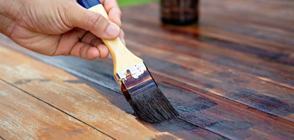 How to Paint Oak Furniture