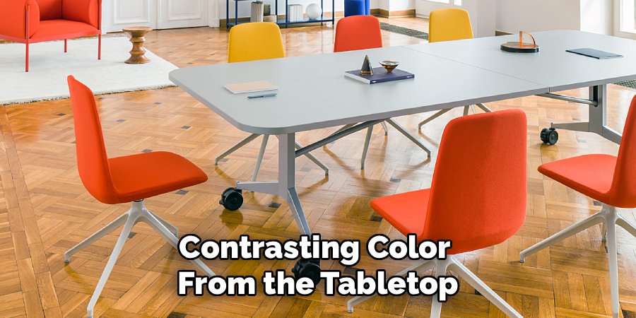 Contrasting Color 
From the Tabletop