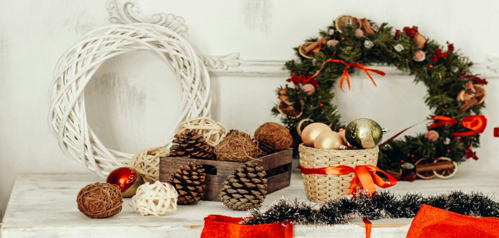How to Display Wreaths on a Table