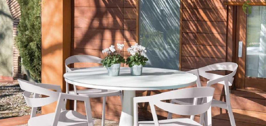 How to Protect Outdoor Furniture From Rain