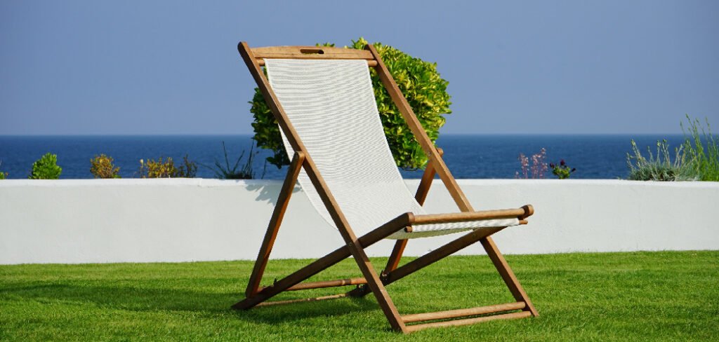 How to Store Beach Chairs