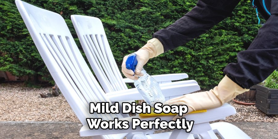 Mild Dish Soap
Works Perfectly