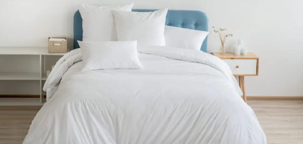 How to Put a Throw on a Bed